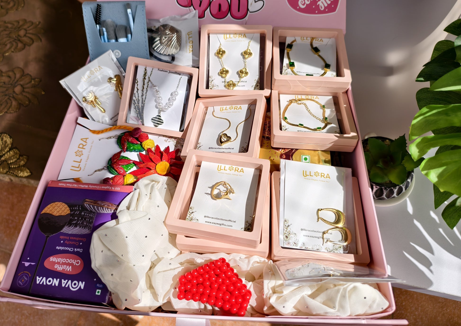 Close-up of Cupid’s Favourite Girl Beauty Gift Hamper For Women & Girls