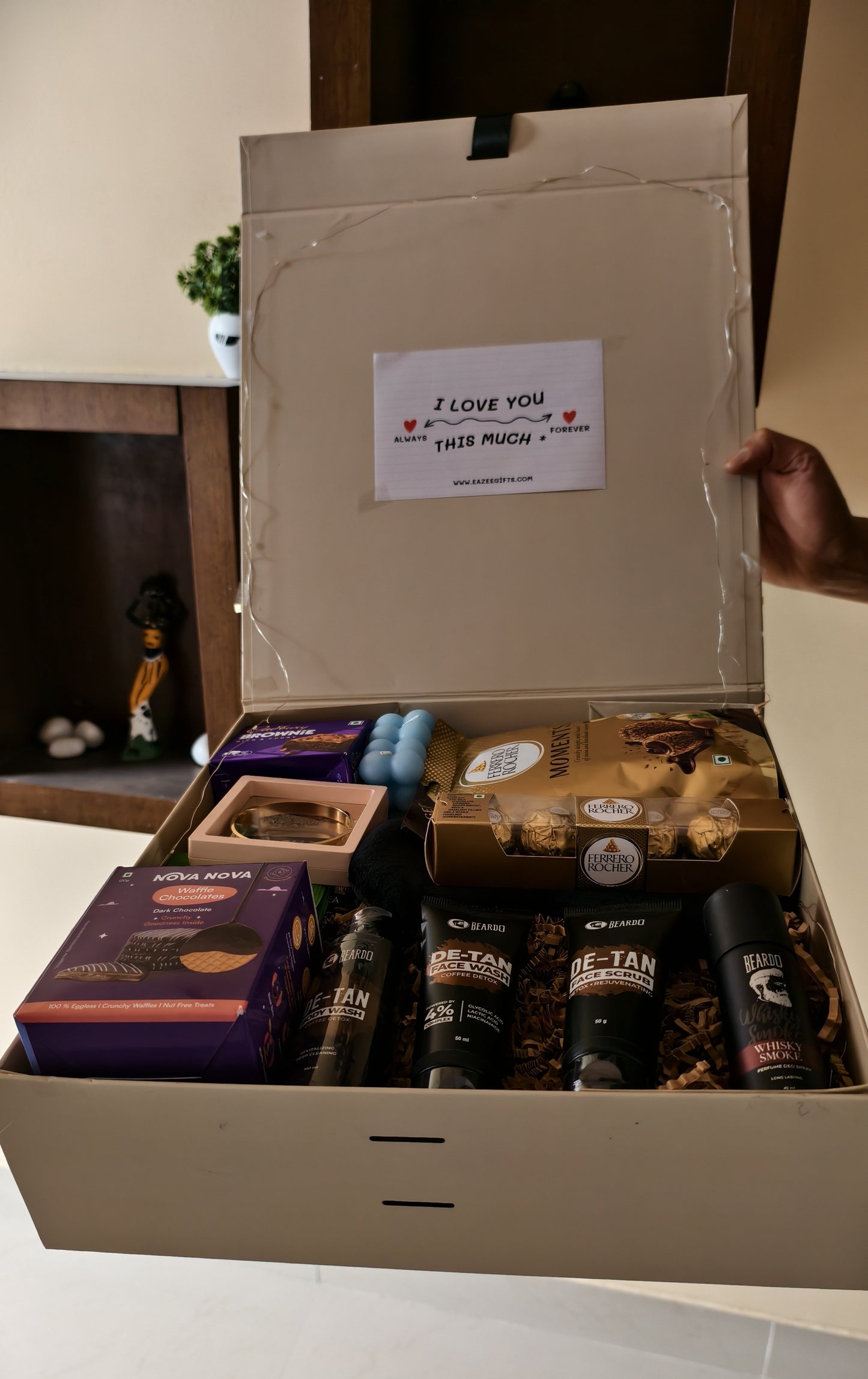 The Tidal Gentleman Grooming & Self-Care Gift Hamper For Men in a luxury hamper box with 'I Love You' card.