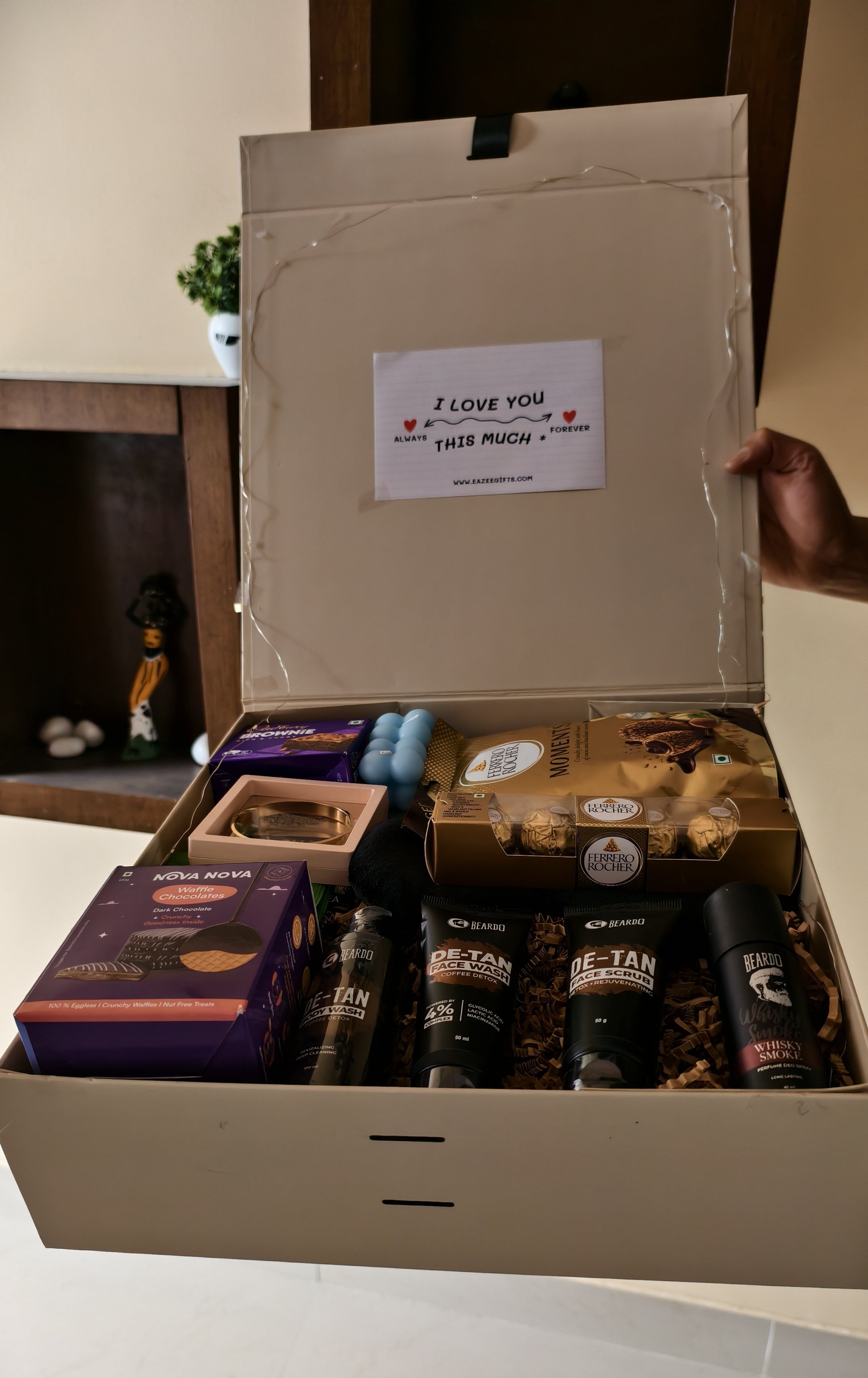 The Tidal Gentleman Grooming & Self-Care Gift Hamper For Men in a luxury hamper box with 'I Love You' card.