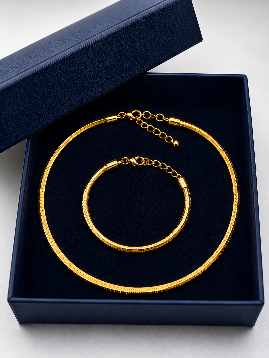 Serpentina Herringbone Duo Gold Plated Anti Tarnish Jewellery Set for Women in Illora signature jewellery box